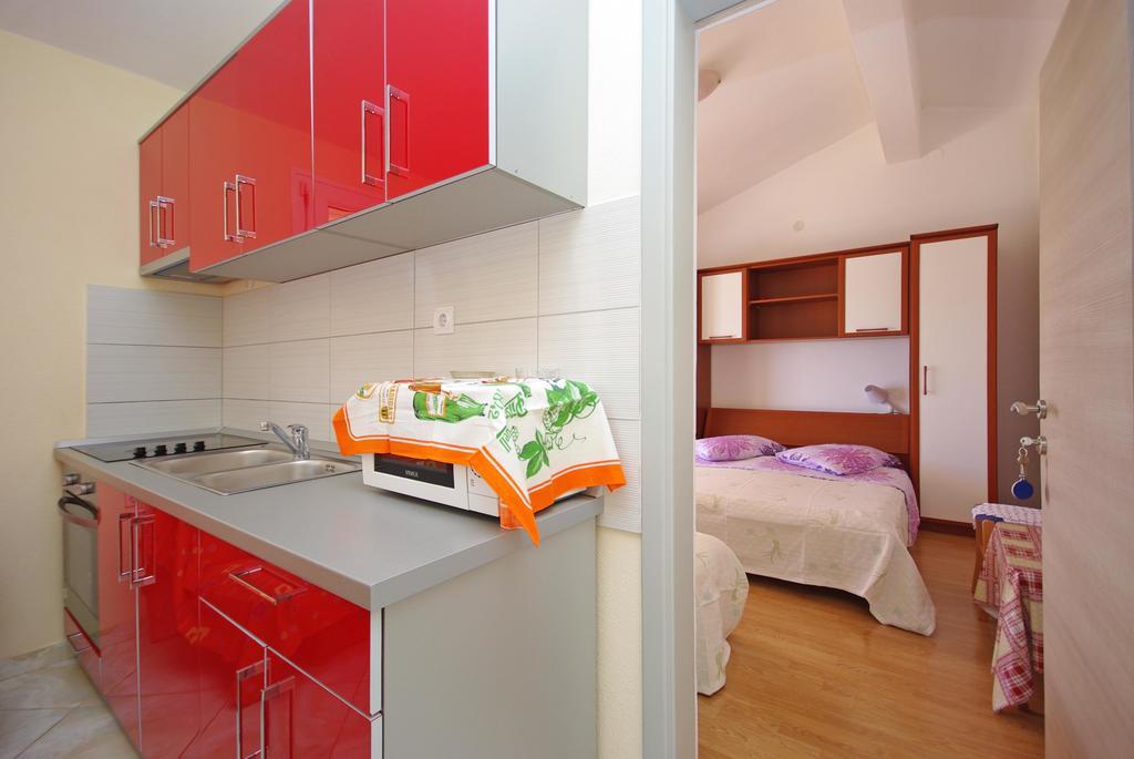 Apartments Ribarevic Makarska Ngoại thất bức ảnh
