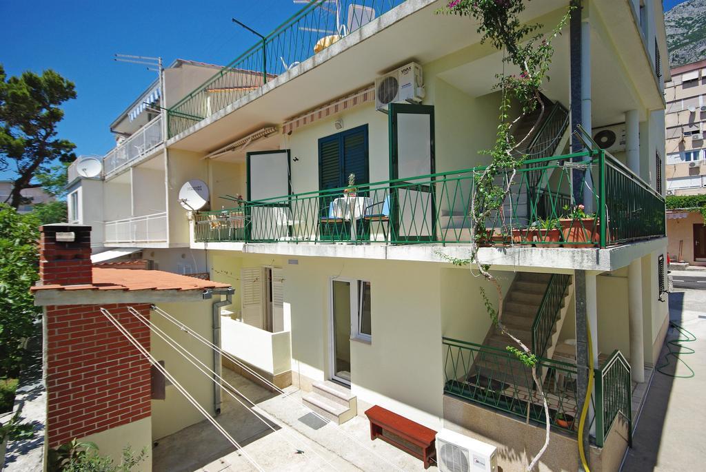 Apartments Ribarevic Makarska Ngoại thất bức ảnh