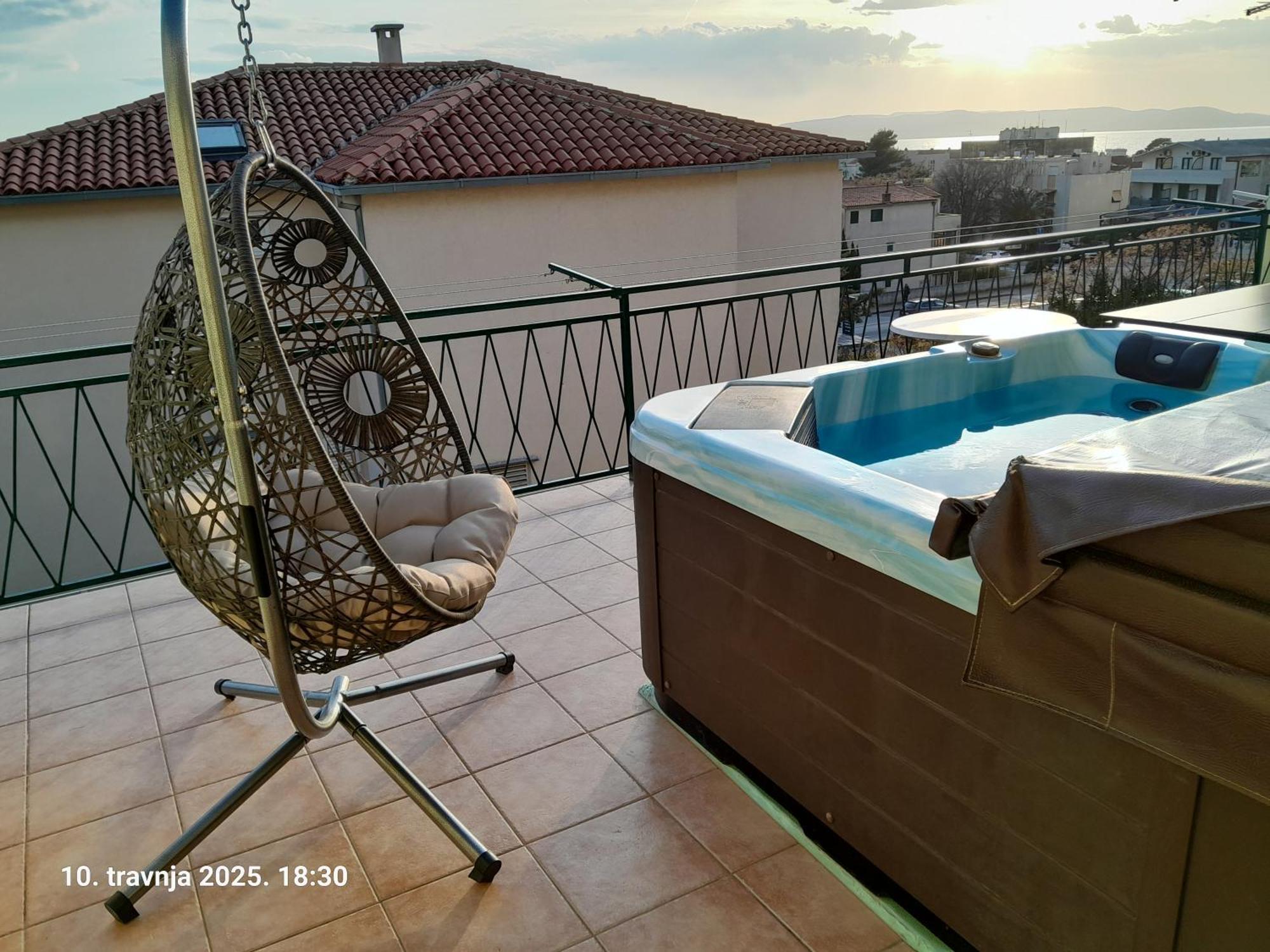 Apartments Ribarevic Makarska Ngoại thất bức ảnh
