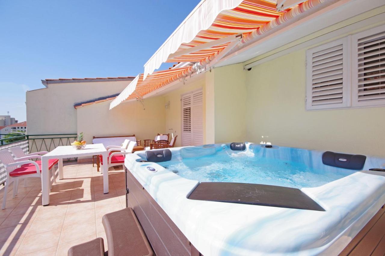 Apartments Ribarevic Makarska Ngoại thất bức ảnh